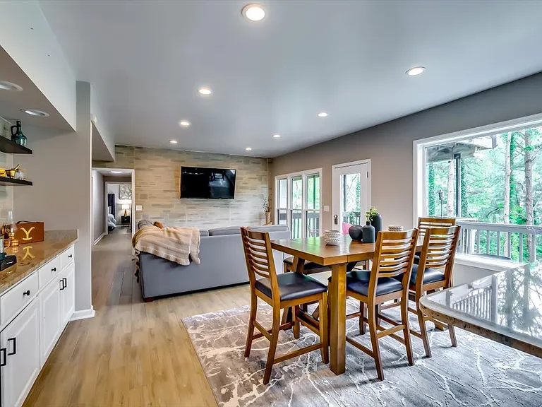 Mallard Lake Pl — Photo 16