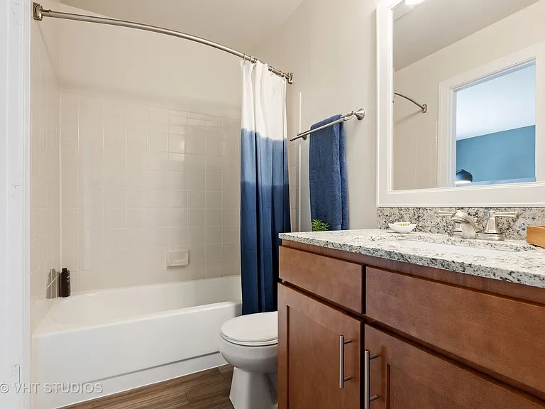 37 Kensington Cir #204 — Photo 11