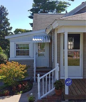 2nd image of 2043 S Geddes St