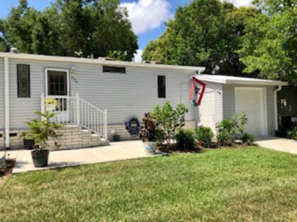 1st image of 626 Hickory Hl