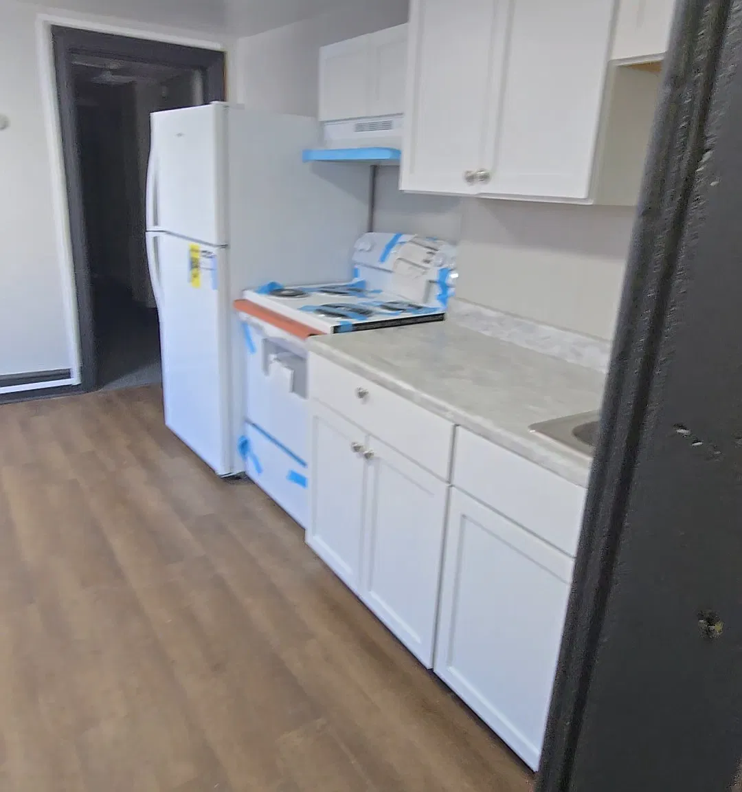 2 bed, 1000 sqft, $1,050 — Photo 2