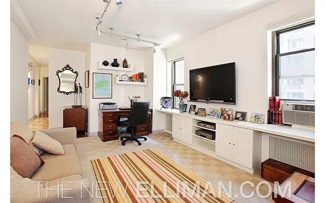 Sold by Douglas Elliman | media 9