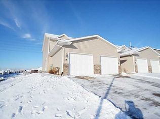 4050 37th Ave SW UNIT F, Cedar Rapids, IA 52404
