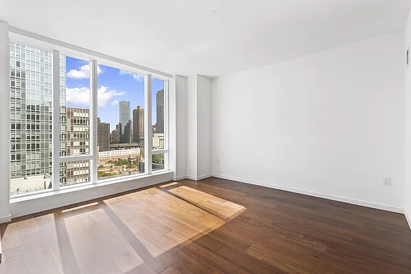 Rented by Warburg | media 6