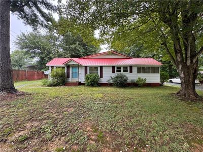 285 Crestview Church Rd, Asheboro, NC, 27205