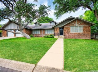 2 Sierra Dr, New Braunfels, TX 78130
