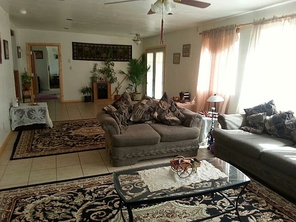 2nd image of 1006 Calle De Oro