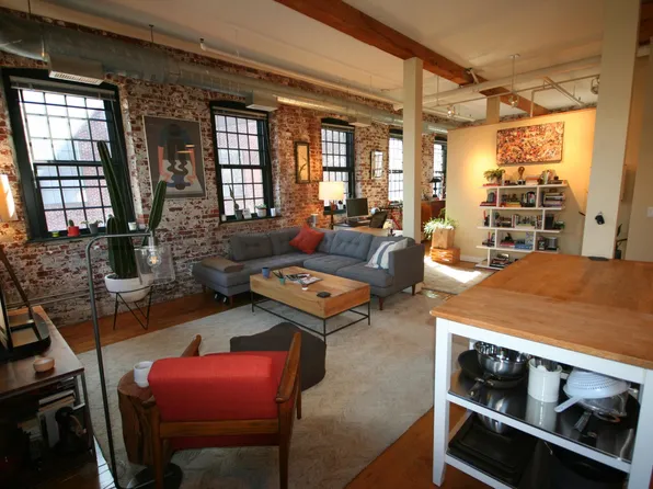 304 Pearl St Unit 201, Providence, RI 02909