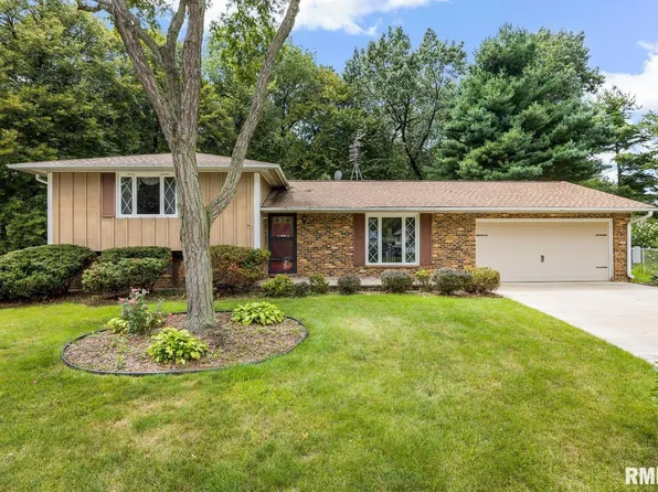 5008 W Hartwood Ct, Peoria, IL 61607