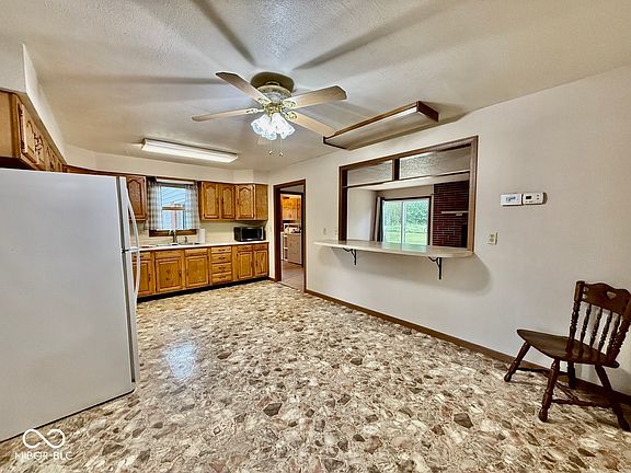 5th image of 12099 E Davis Ave