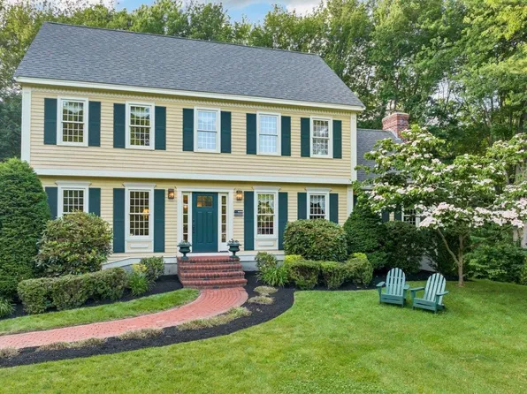 25 Alexander Drive, Hampton, NH 03842