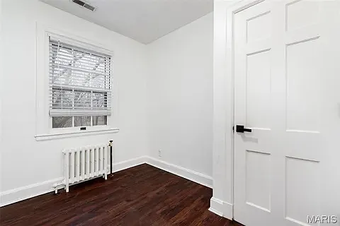 205 Grover Rd — Photo 18