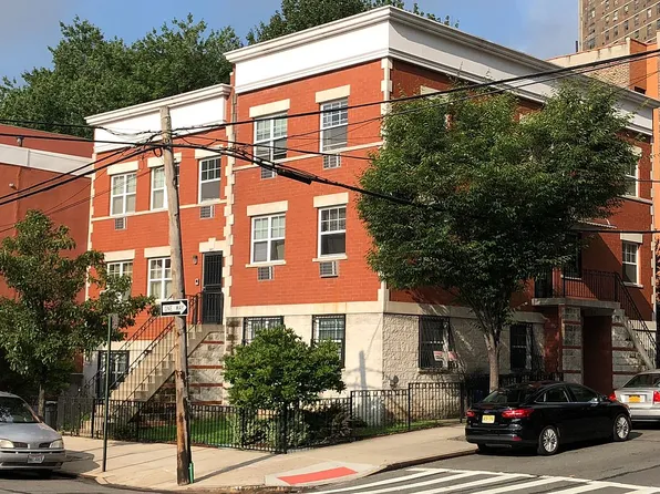 841 Courtlandt Ave, Bronx, NY 10451