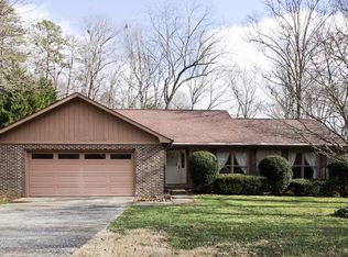 122 Mockingbird Ln, Oak Ridge, TN 37830