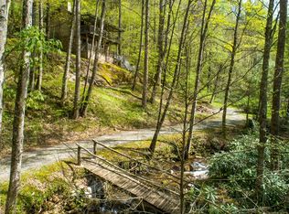 66 Grizzly Rdg, Sylva, NC 28779