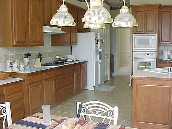 2nd image of 8609 Brook Hollow Dr