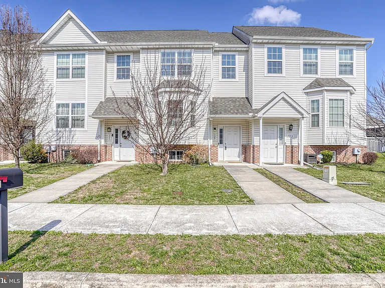 327 Tribbitt St — Photo 30