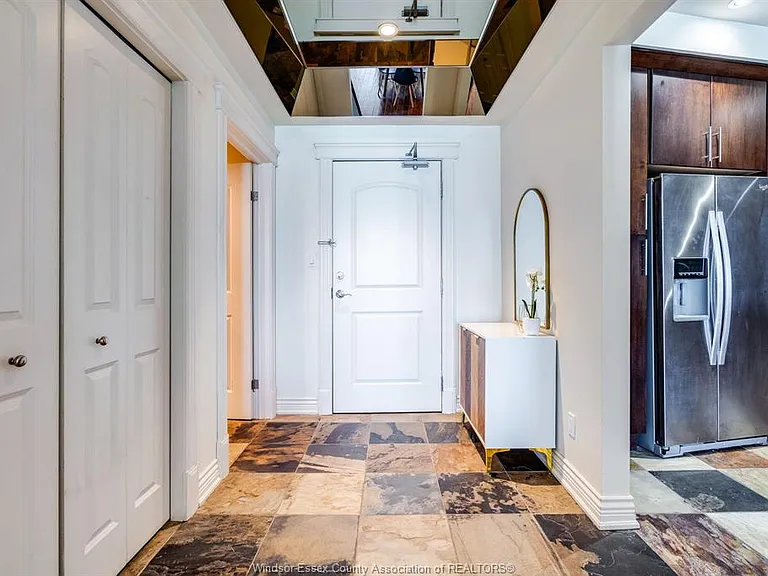 1225 Riverside Dr E #202 — Photo 4