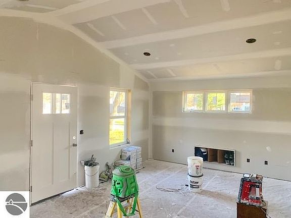 3rd image of 1203 Clinch St