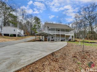 7185 Spout Springs Rd, Flowery Branch, GA 30542