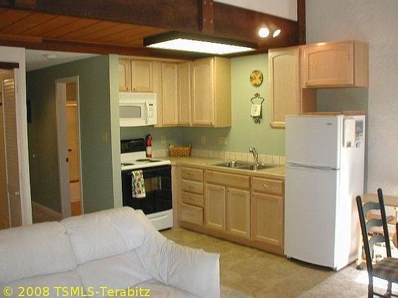 2nd image of 1300 Regency Way #35