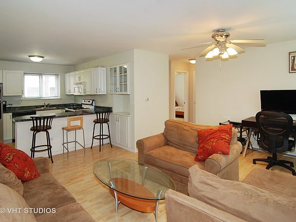 3rd image of 1020 Washington Blvd APT 1C