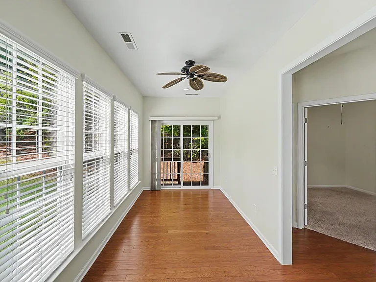9009 Smokey Hill Ln — Photo 18