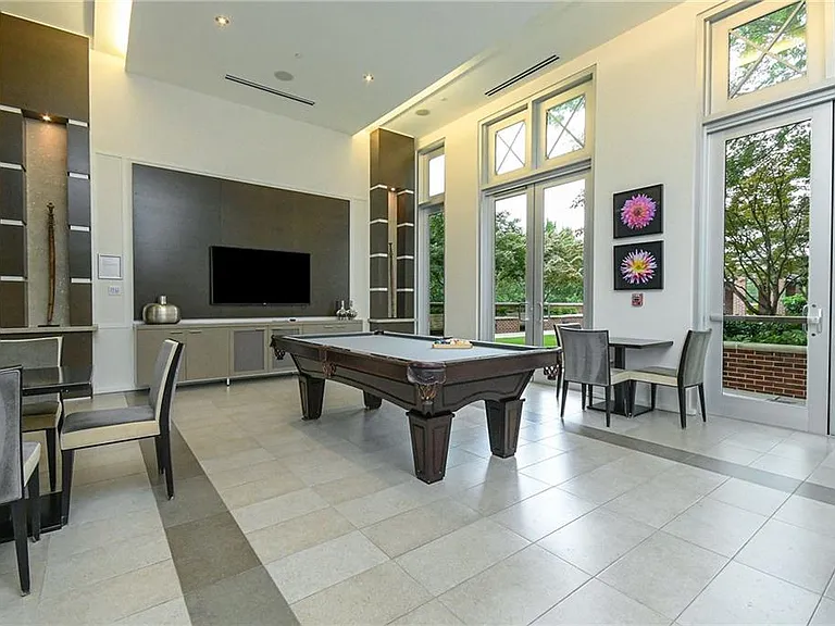 1820 Peachtree St #1002 — Photo 40