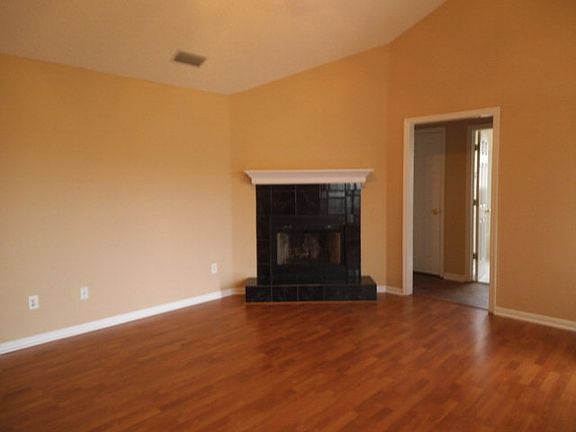 3rd image of 4311 Shadowwood Dr