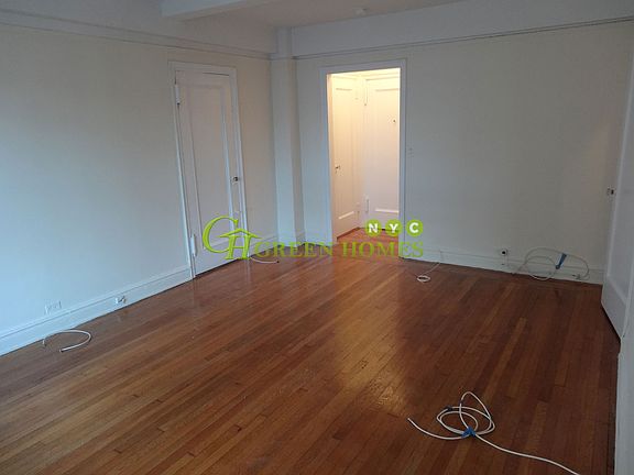 4th image of 455 W 34th St APT 12b