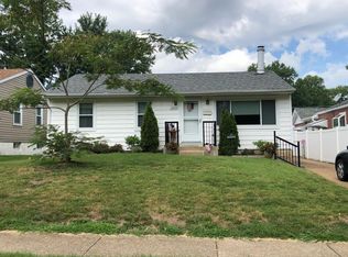 3633 Saint Bernard Ln, Saint Ann, MO