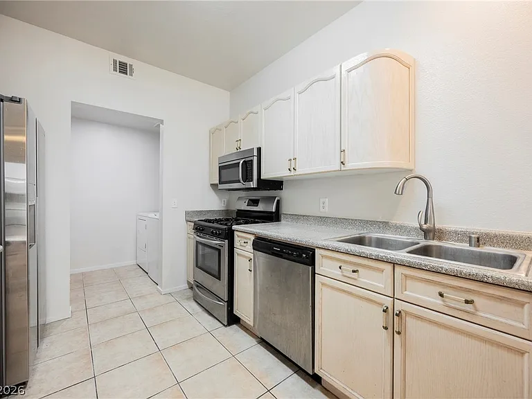 2603 Noble Fir Ave — Photo 12