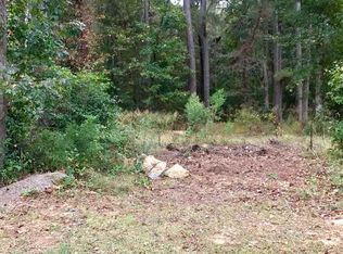 2 Pine Burr Cir, Marshall, TX 75672
