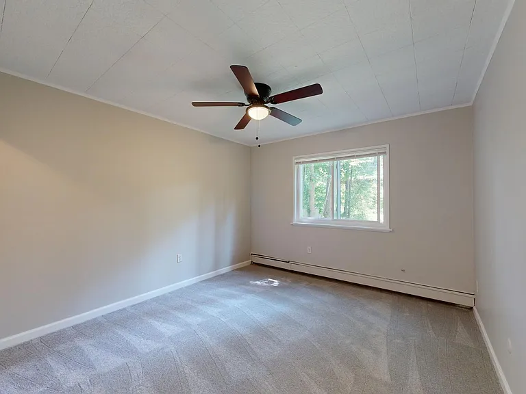 124 Allen Dr #1 — Photo 6