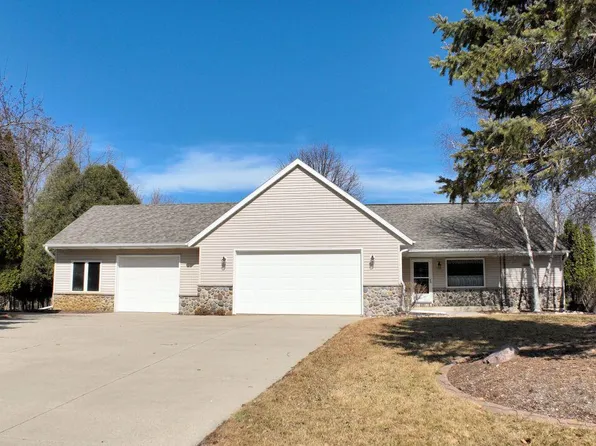 3943 Wildlife COURT, Slinger, WI 53086