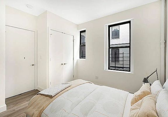 5th image of 38 Prospect Park SW APT 1