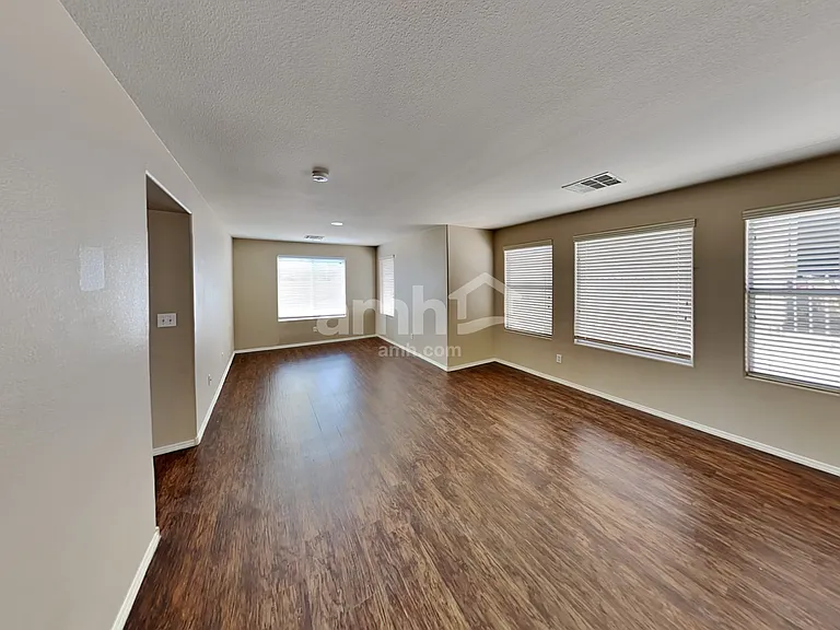 10357 Cherokee Corner Ave — Photo 8