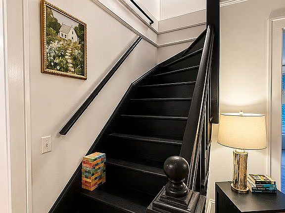 3rd image of 1458 S Main St #1458