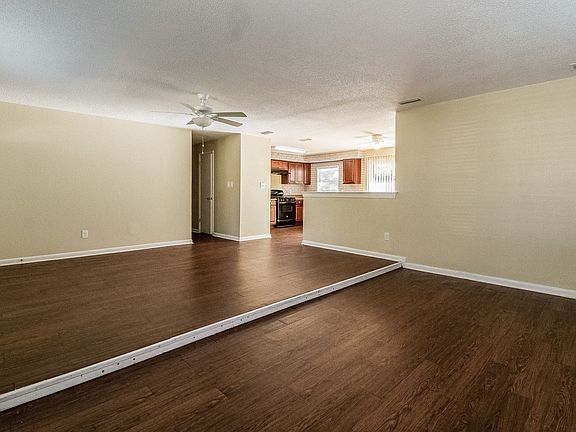 4th image of 2611 Marshall Ave