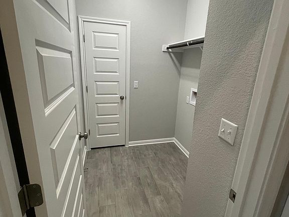 4th image of 12405 Zenyatta Dr