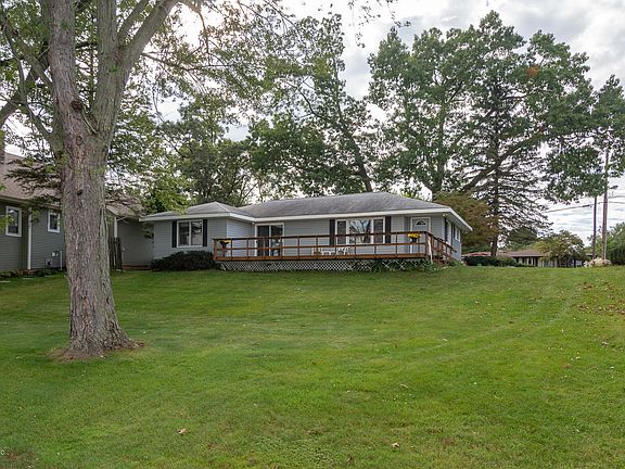 5th image of 1275 Rose Dr