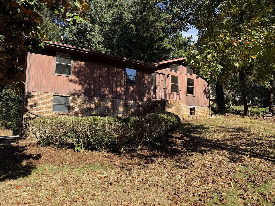 1st image of 4702 Pebble Brook Cir NE