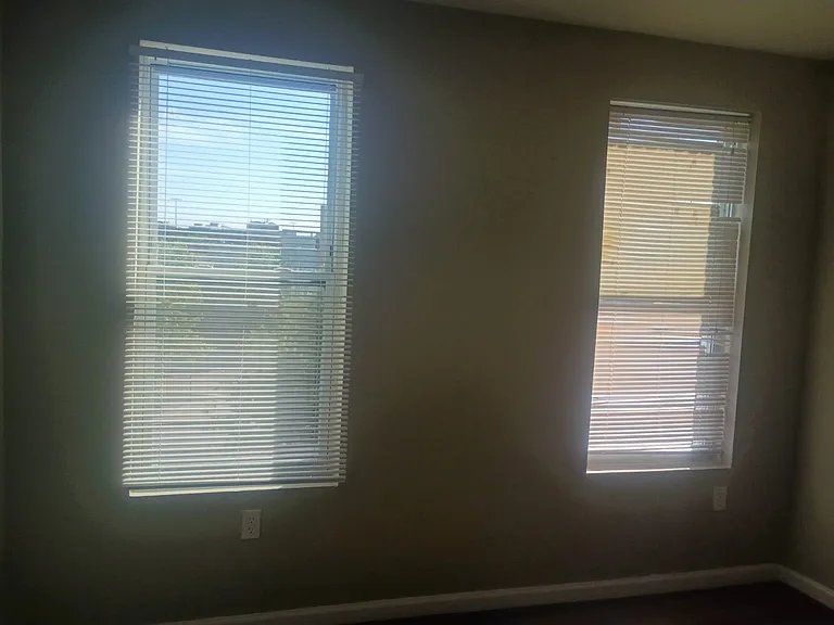 2515 Reisterstown Rd — Photo 14