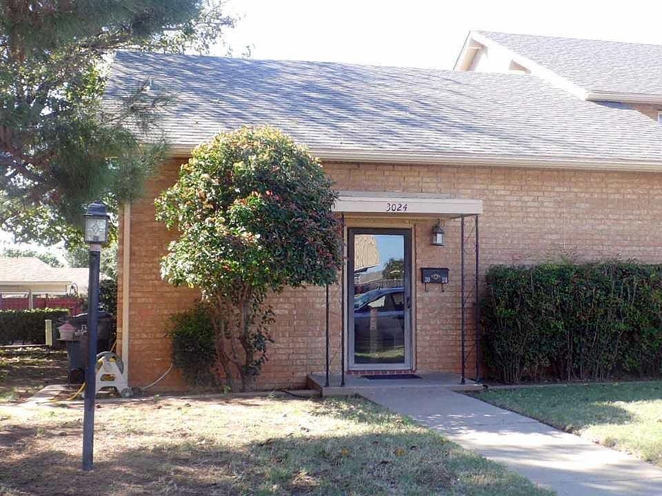 1st image of 3024 Barrywood Dr