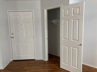 653 Oak Run Trl UNIT 212, Oak Park, CA 91377