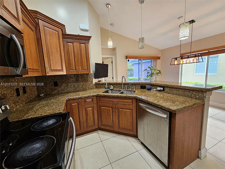 4232 Mahogany Ridge Dr — Photo 9