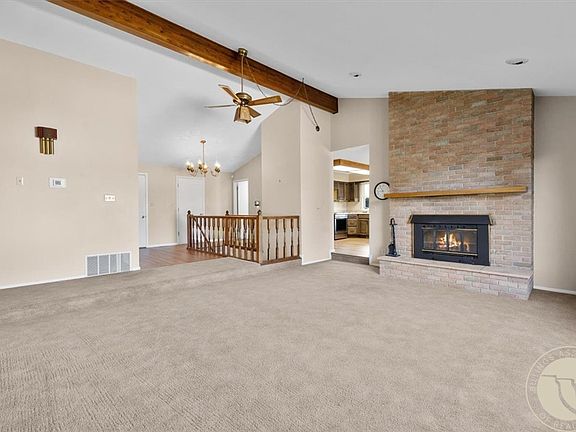 2nd image of 3121 Buttercup Dr