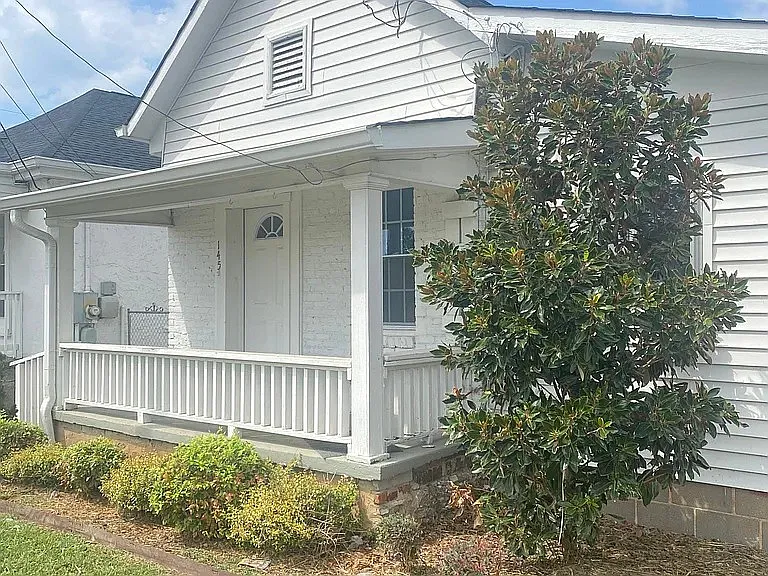 1 bed, 784 sqft, $1,275 — Photo 1