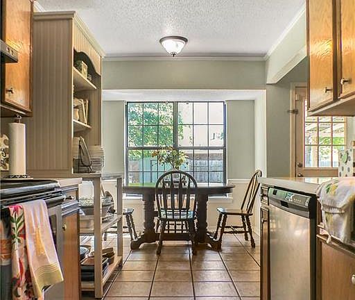 5th image of 5607 Pampus Ln