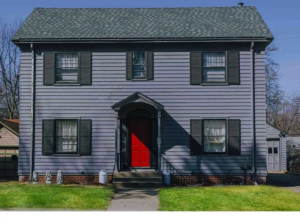 915 1st Ave SE, Le Mars, IA 51031